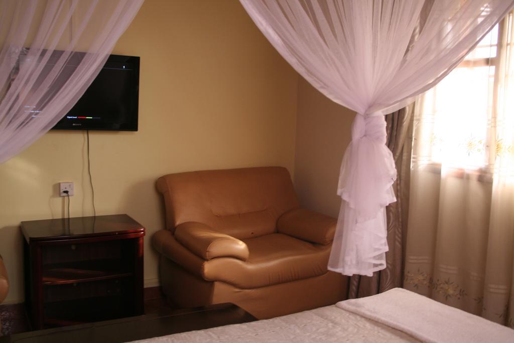 Hotel Acacia Kampala Room photo